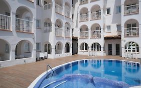 Bq Cala Ratjada (Adults Only)